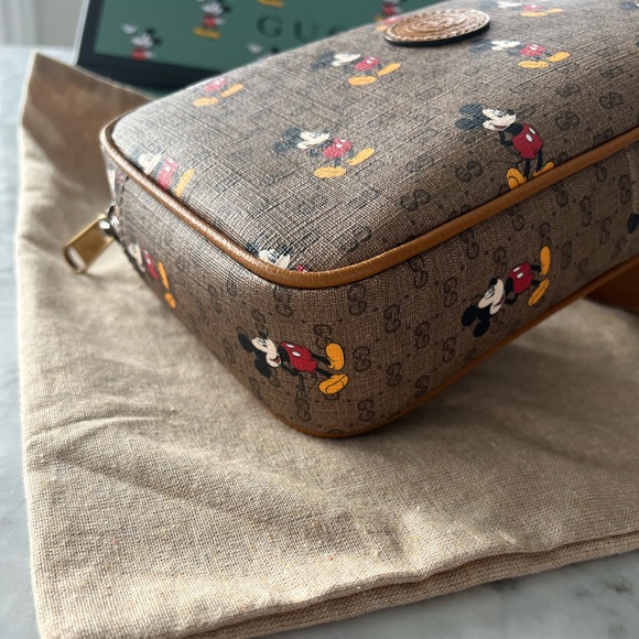 Authentic GUCCI Mickey Mouse Disney belt bag - Picture 7 of 11
